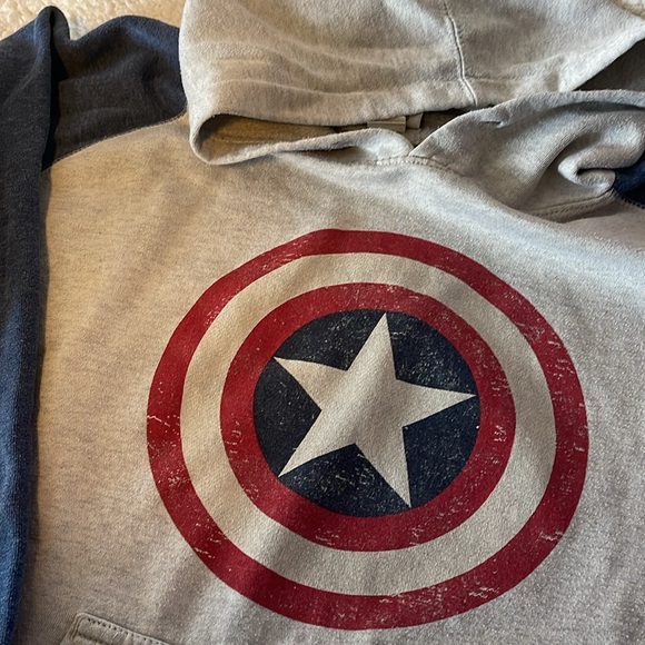 Marvel Captain America Hoodie. Size XXL - Picture 3 of 6